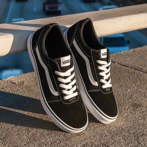 New vans men’s ward sneakers